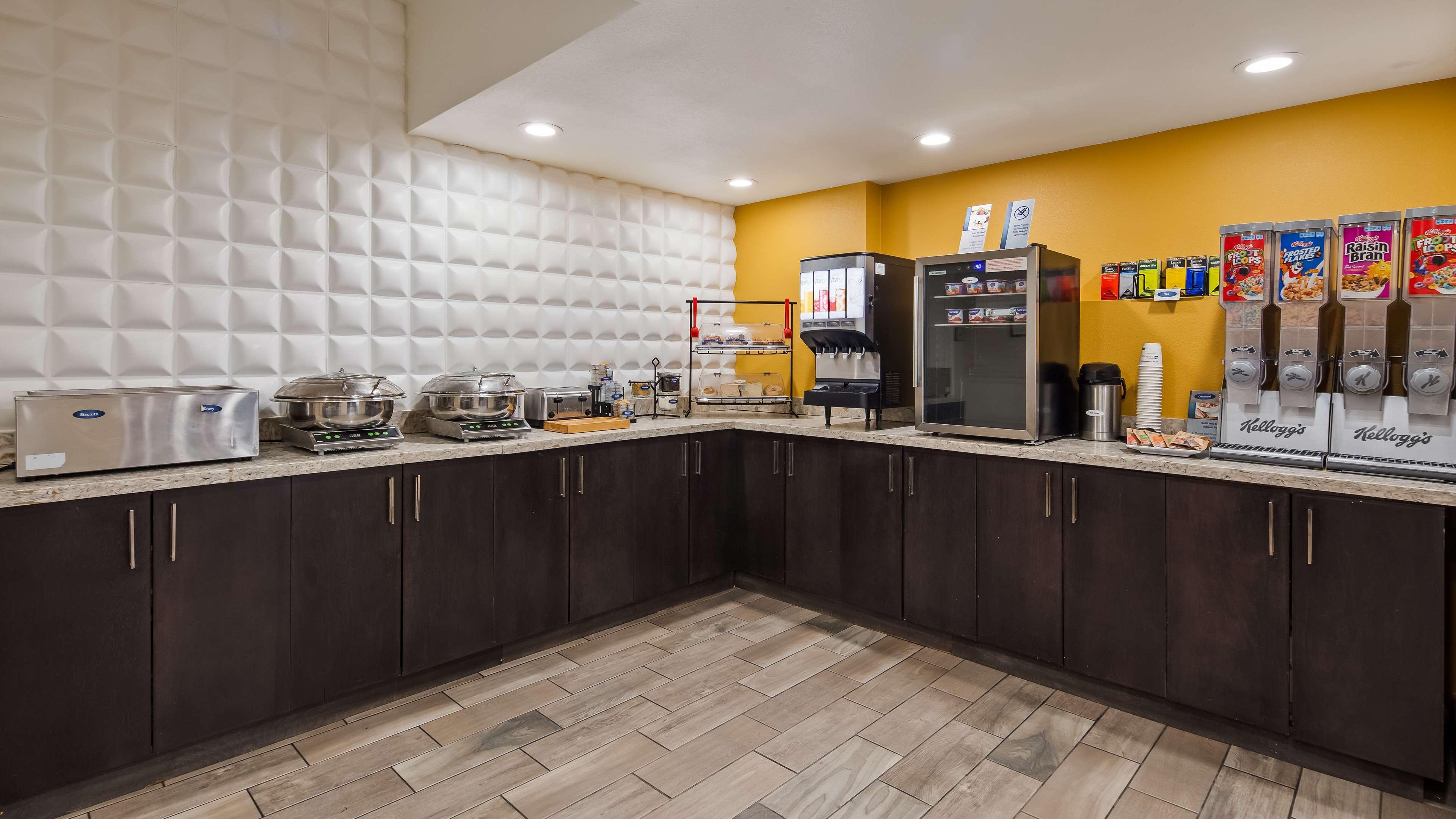 Best Western Plus Madison-Huntsville Hotel Bagian luar foto