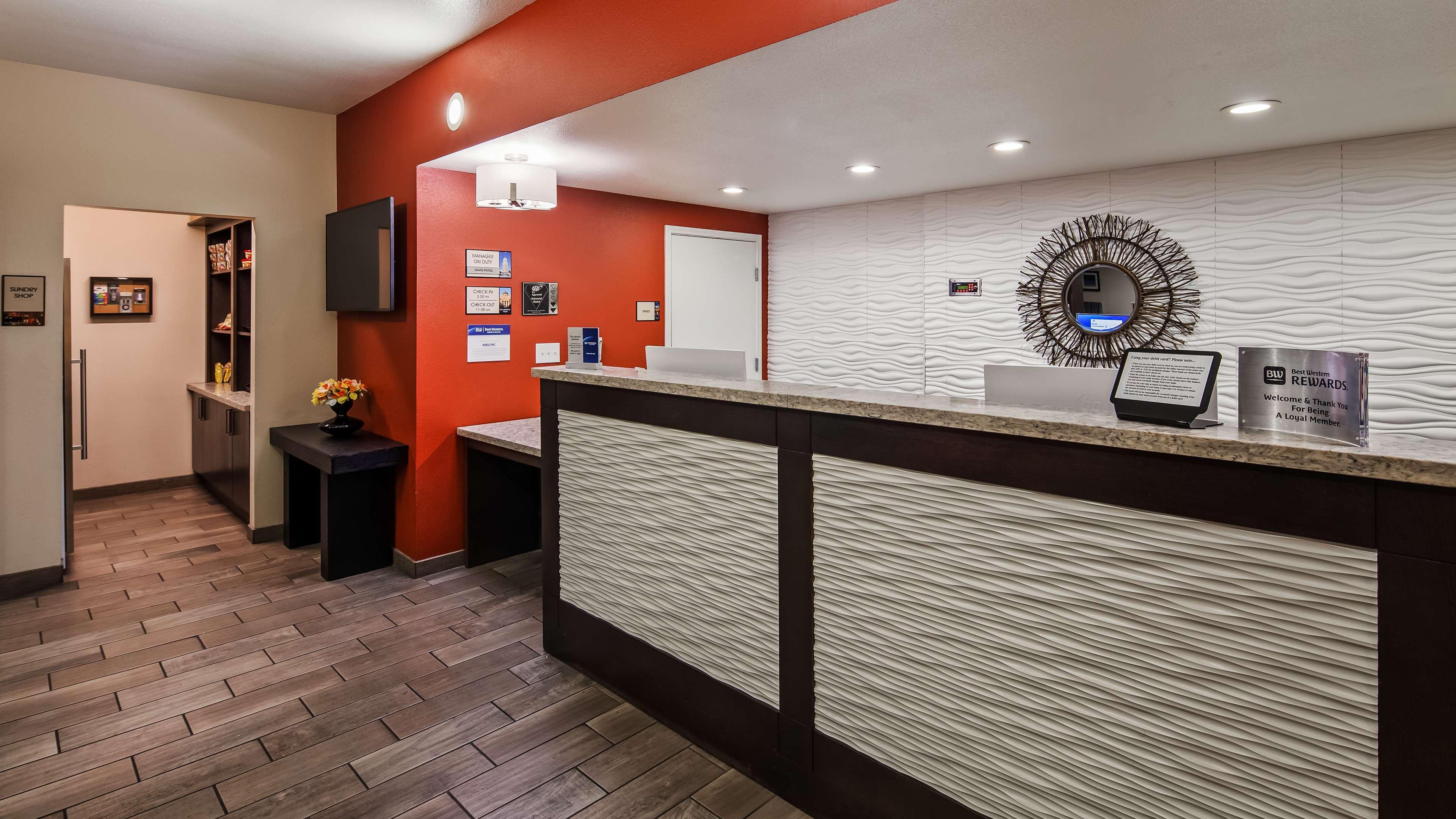 Best Western Plus Madison-Huntsville Hotel Bagian luar foto