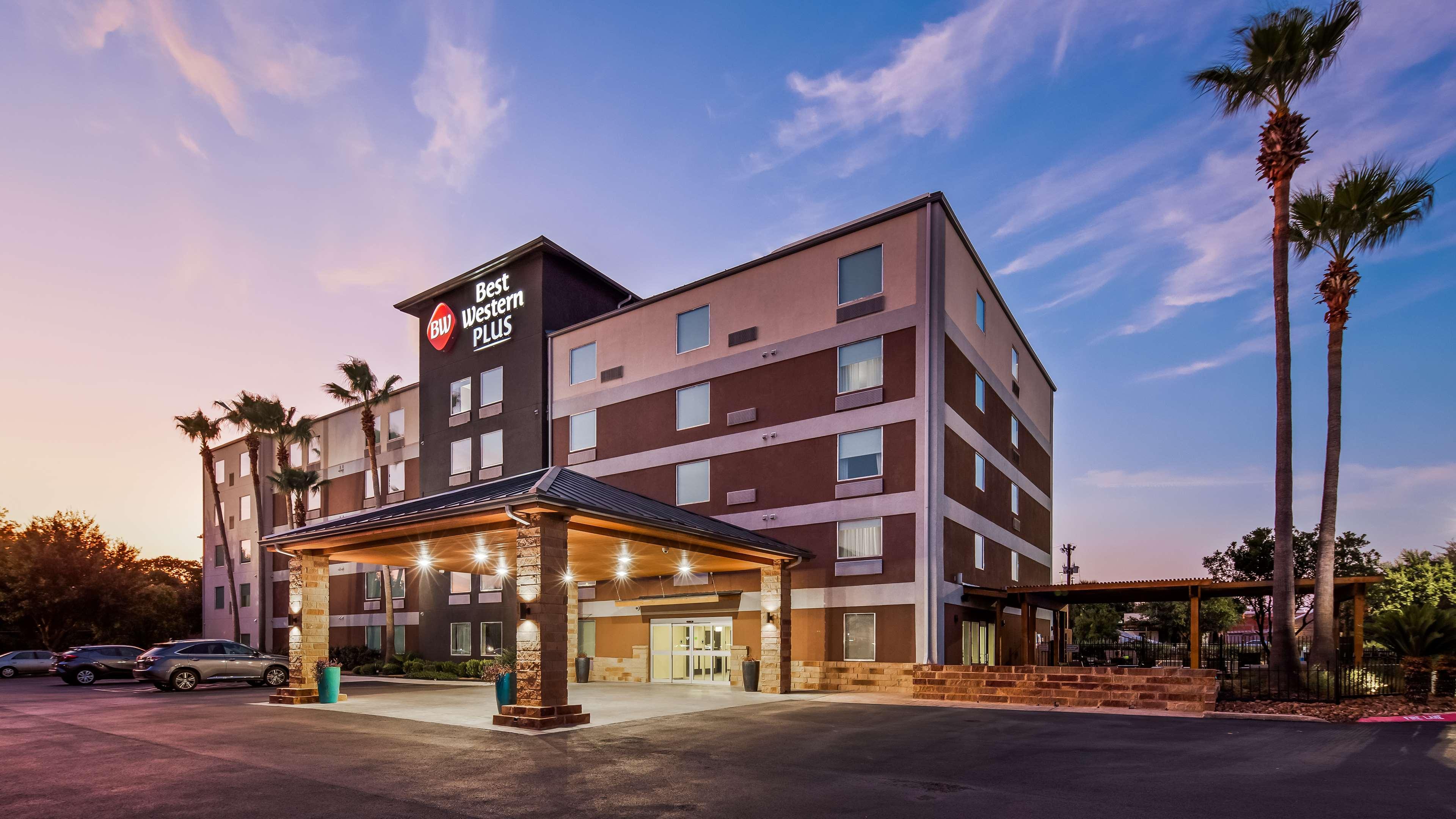 Best Western Plus Madison-Huntsville Hotel Bagian luar foto